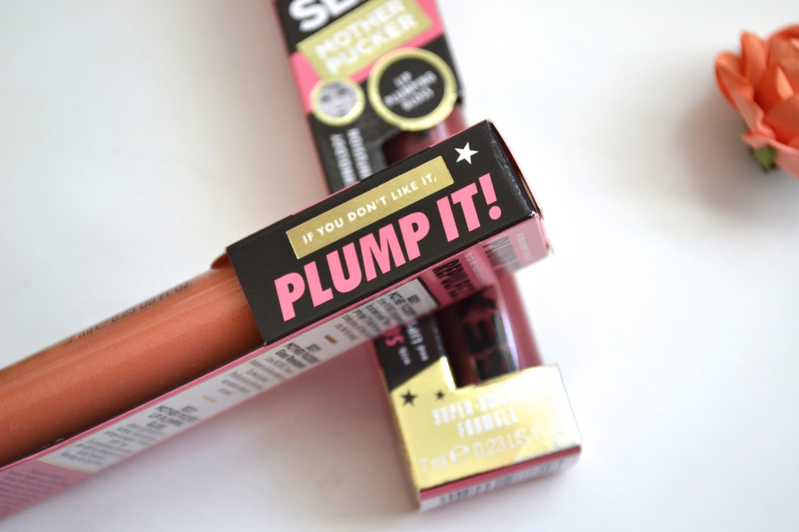 Aquaheart Soap & Glory Sexy Mother Pucker Lip Plumping Gloss (2 Shades