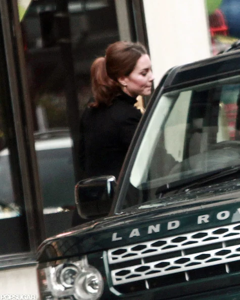 Catherine Duchess of Cambridge Kate Middleton, shopping at Harvey Nichols, Beauty Bazaar, Harvey Nichols' store