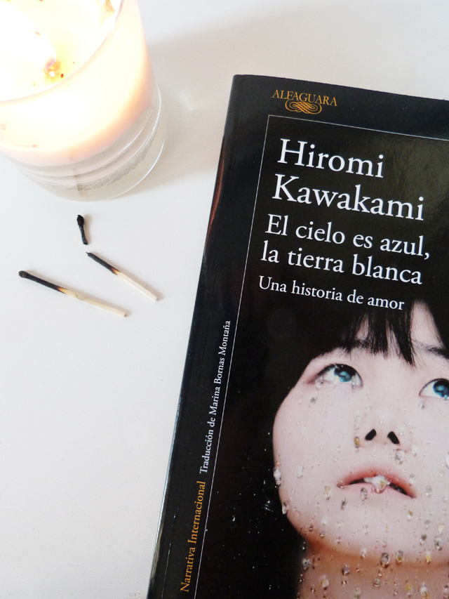 El cielo es azul, la tierra