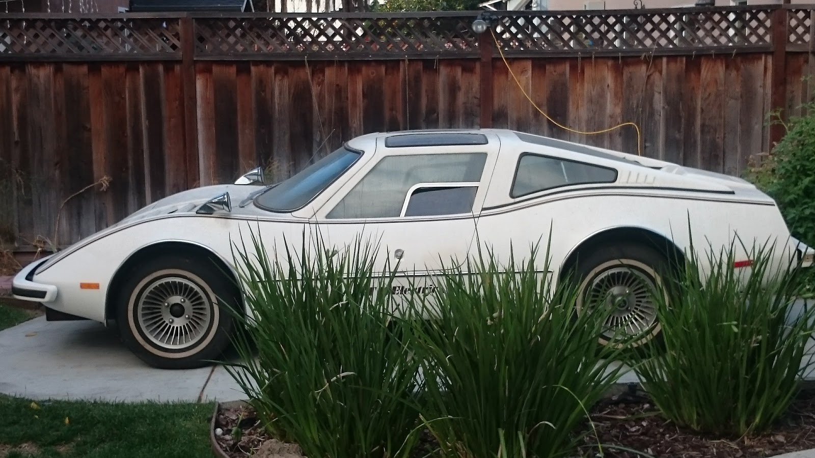 Bradley GTE Electric Vehicle Reconditioning of a Classic Kitcar