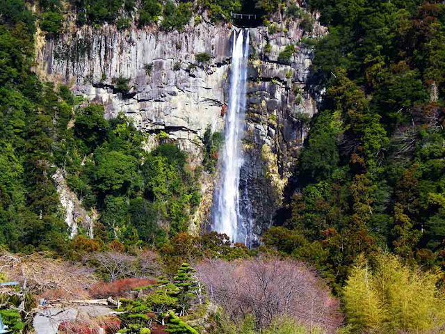 Cachoeira Nachi – Japão