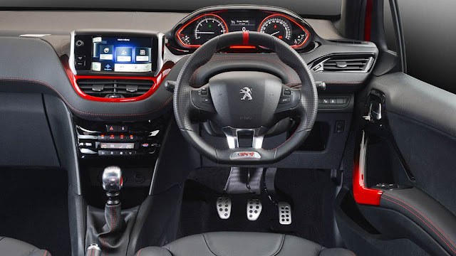 Peugeot GTI - interior