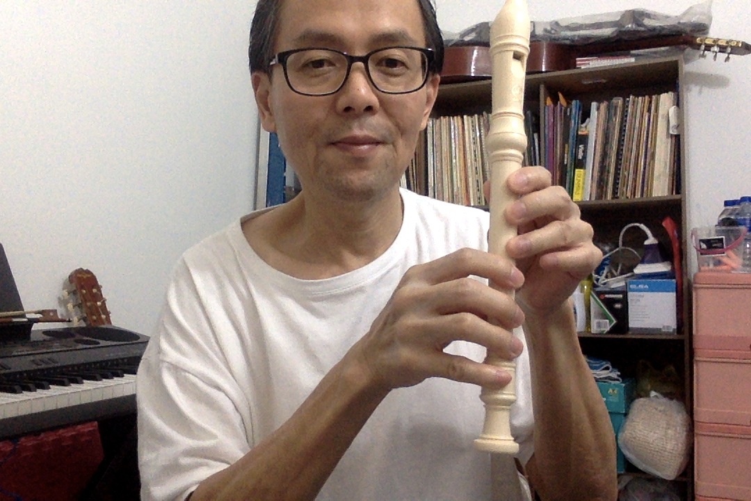 Comparing Recorders 4. Comparing soprano vs tenor recorder Physical