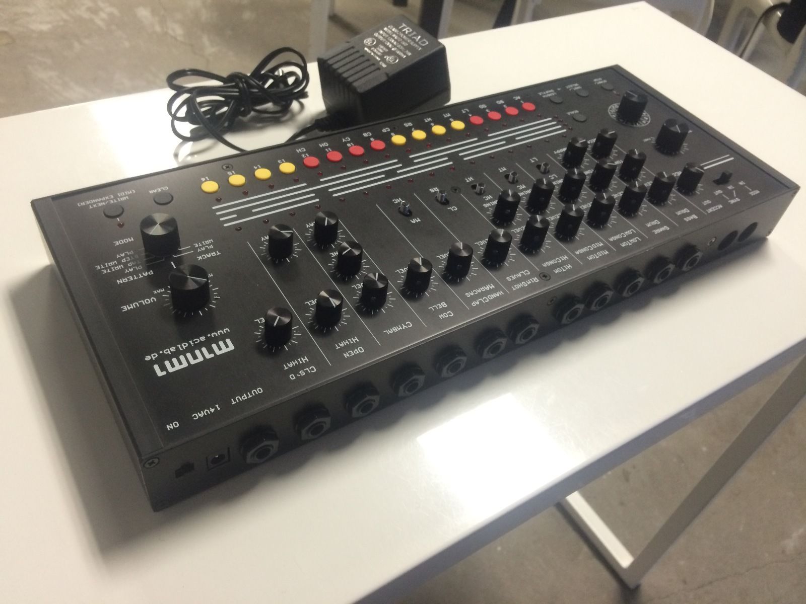 MATRIXSYNTH Acidlab Miami Analog Drum Machine Roland TR808 Clone