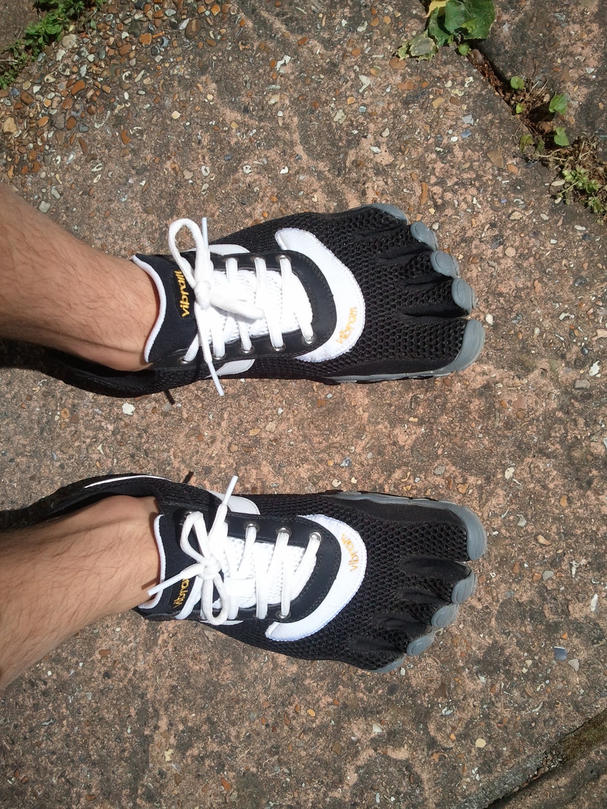 CavemanClarke Merrell Trail Glove vs New Balance Minimus vs Vibram