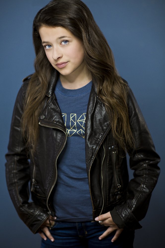 эддисон рей 2022. саша бингем блудливая калифорния. эддисон холли маленькая. эддисон рики. эддисон рей.