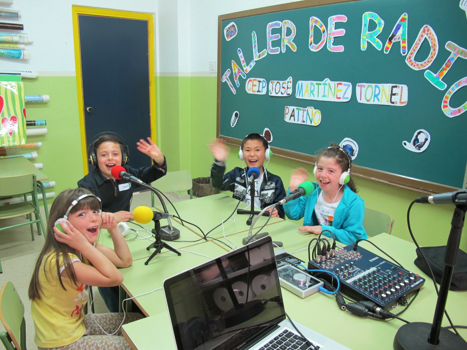 La Radio Escolar Como Estrategia de Aprendizaje
