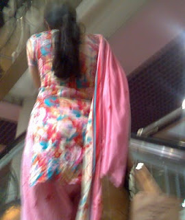 Indian girl in blouse showing belly 2