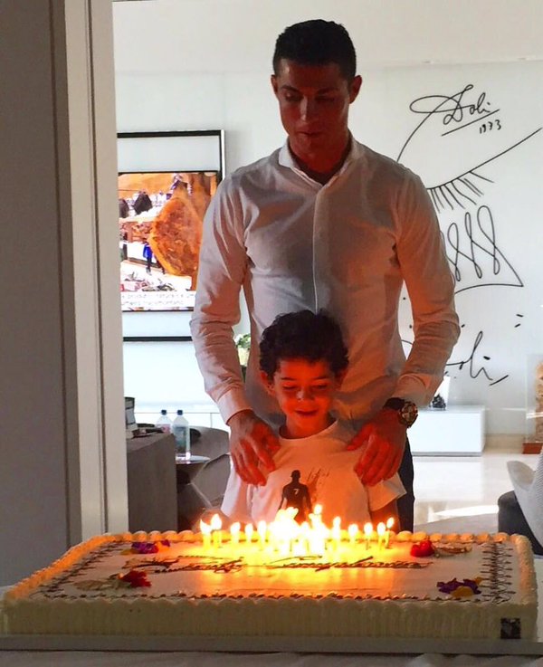 Celebrate Cristiano Ronaldo's 31st birthday with these 31 GIFs