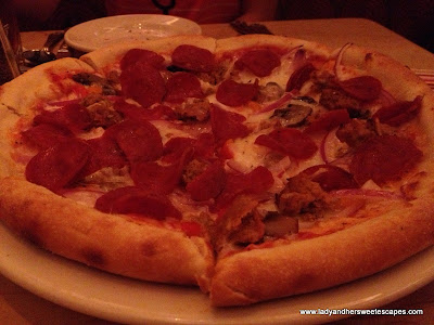 The Cheesecake factory everything pizza