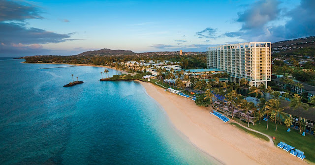 The Kahala Hotel & Resort is one of the top Hawaii resorts and luxury hotels in Honolulu. Visit this Honolulu Hotel & Resort to discover paradise in Oahu.