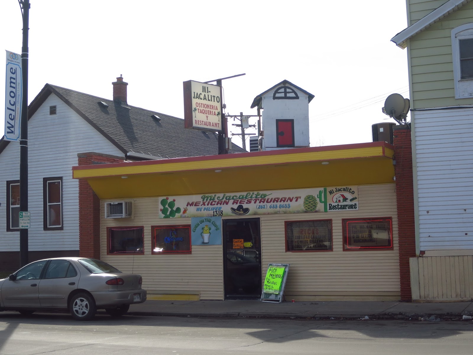 Smokin' Chokin' and Chowing with the King Racine Wisconsin Taco Tour