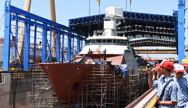 Logo PT. Industri Kapal Indonesia Persero