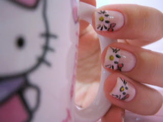 Cute Simple Hello Kitty Nail Art