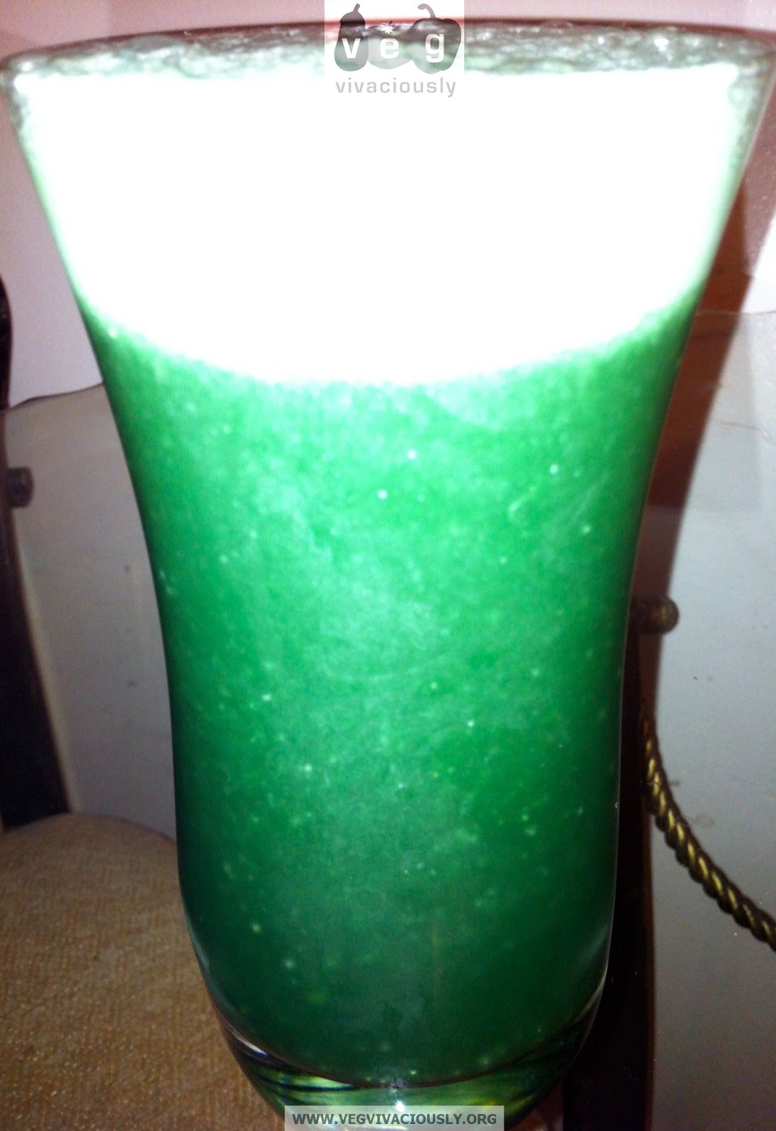 Veg Vivaciously Spirulina Lemonade