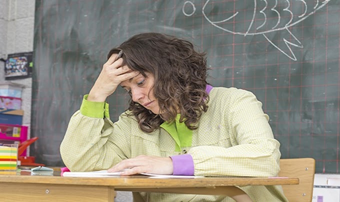 A síndrome do esgotamento profissional em professores pode estar ligado a alunos estressados, diz estudo.