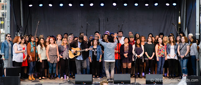 Choir! Choir! Choir! on the South Stage Fort York Garrison Common September 19, 2015 TURF Toronto Urban Roots Festival Photo by John at One In Ten Words oneintenwords.com toronto indie alternative music blog concert photography pictures