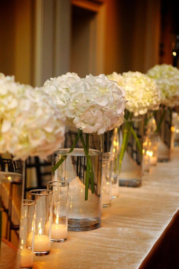 Create A Fresh And Lovely Ambiance With White Flower Centerpieces Hydrangea%2B %2Bwhite%2Bflower%2Barrangements%2Bcenterpieces