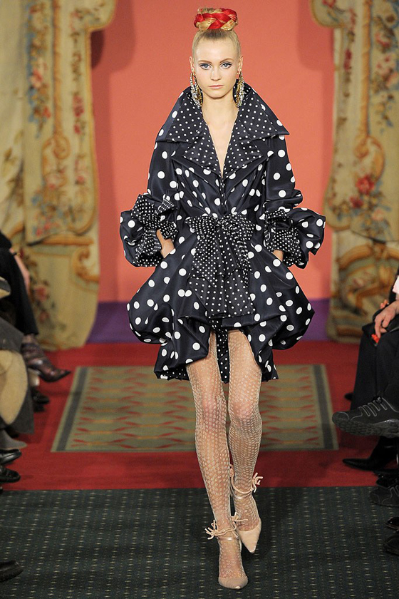 PFW Christian Lacroix. Los Lunares en París / Cultura