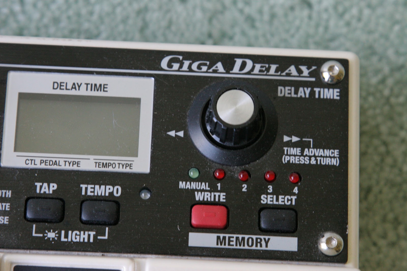 Guitar Industry Trends and Dynamics: Boss DD-20 Giga Delay Guitar Effects