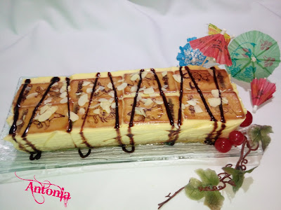 Pastel De Flan Y Galletas 
