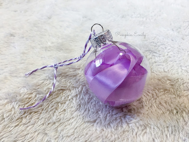 DIY Ribbon Ornament