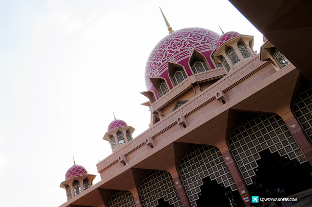 bowdywanders.com Singapore Travel Blog Philippines Photo :: Malaysia :: Putra Mosque, Putrajaya: Standout Pink Mosque in Asia