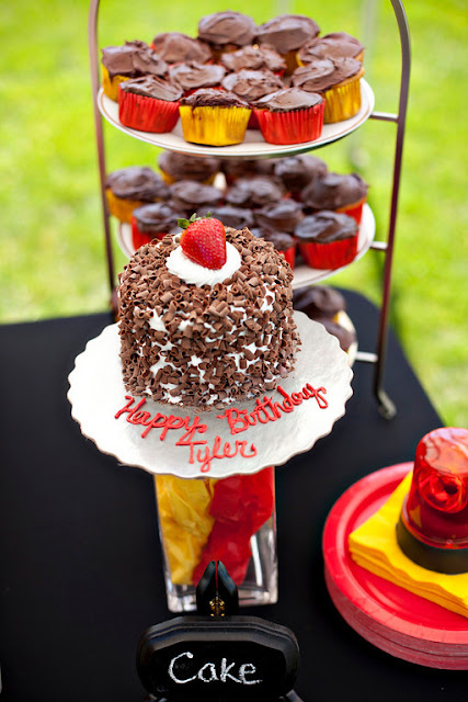 Kara s Party Ideas Firetruck Birthday Party   - 54