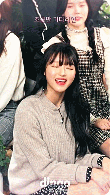 비밀정원 세로 라이브 유아.gif | 인스티즈