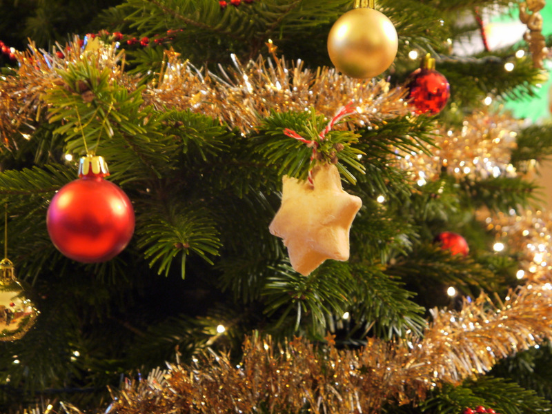 Hedendaags Villa speelmama: Kerstboomversiering knutselen van brooddeeg MM-41