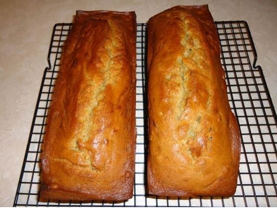 Mary's Blue Ribbon Banana Bread