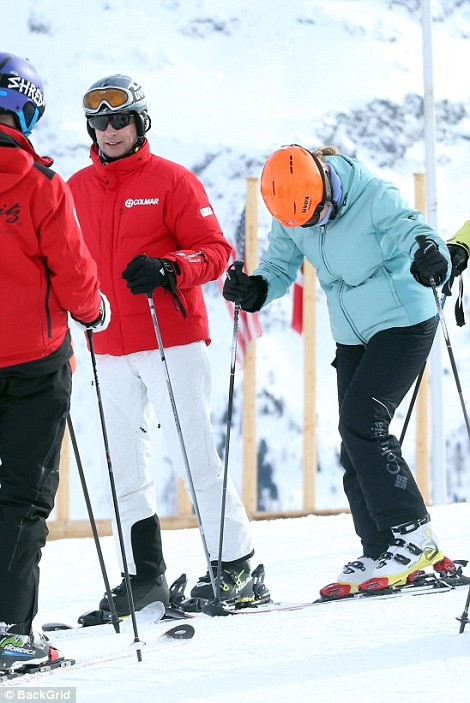 495830DA00000578-5405661-Lady_Louise_was_spotted_skiing_earlier-m-86_1518960193501.jpg