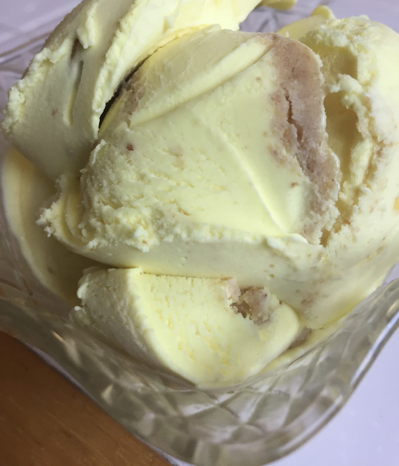 Sweet Me Creamery Lemon Bar