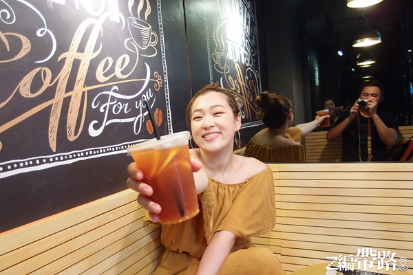 【台北東區飲料店】藏咖啡藏café,超有調性的工業風,私藏獨立小包廂即使一個人獨食也不孤單