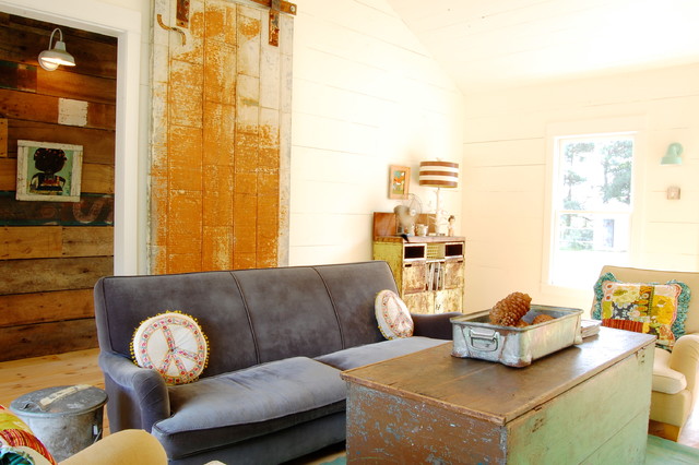 Rustic Elegant Modern Farmhouse Living Room on Hello Lovely