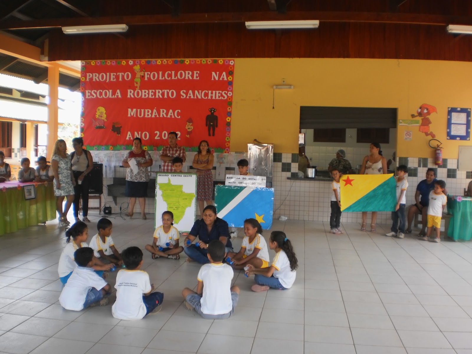 ESCOLA ROBERTO SANCHES MUBÁRAC