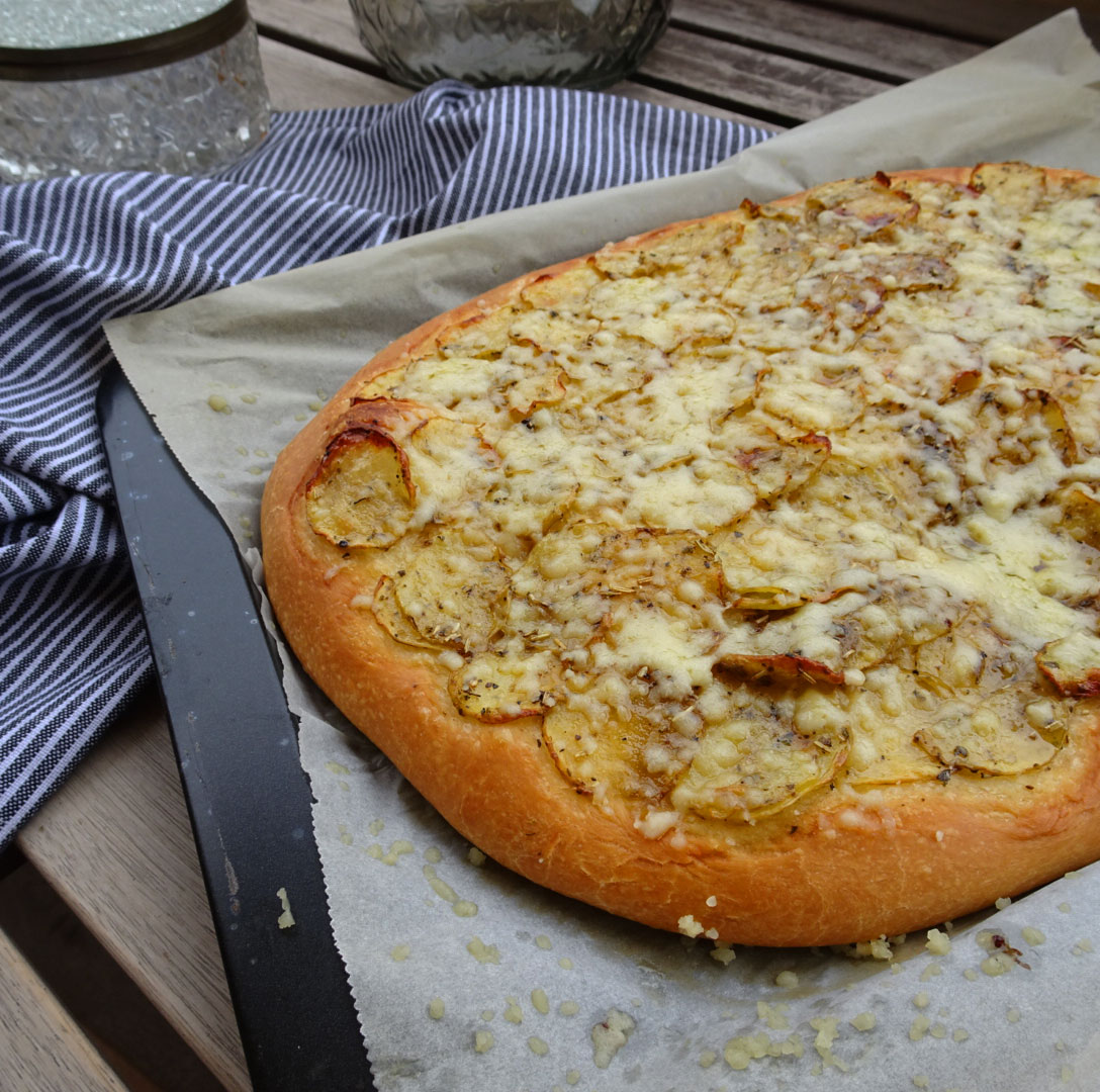 Focaccia de Patata y Emmental - Cocinillas TM5. Recetas Thermomix.