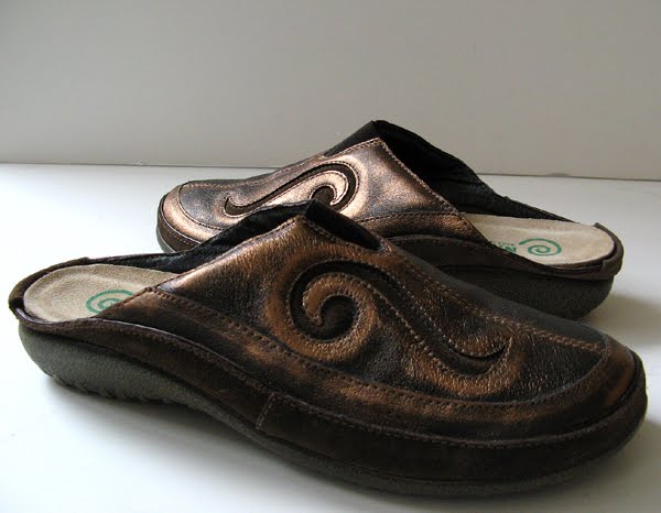 naot size 40