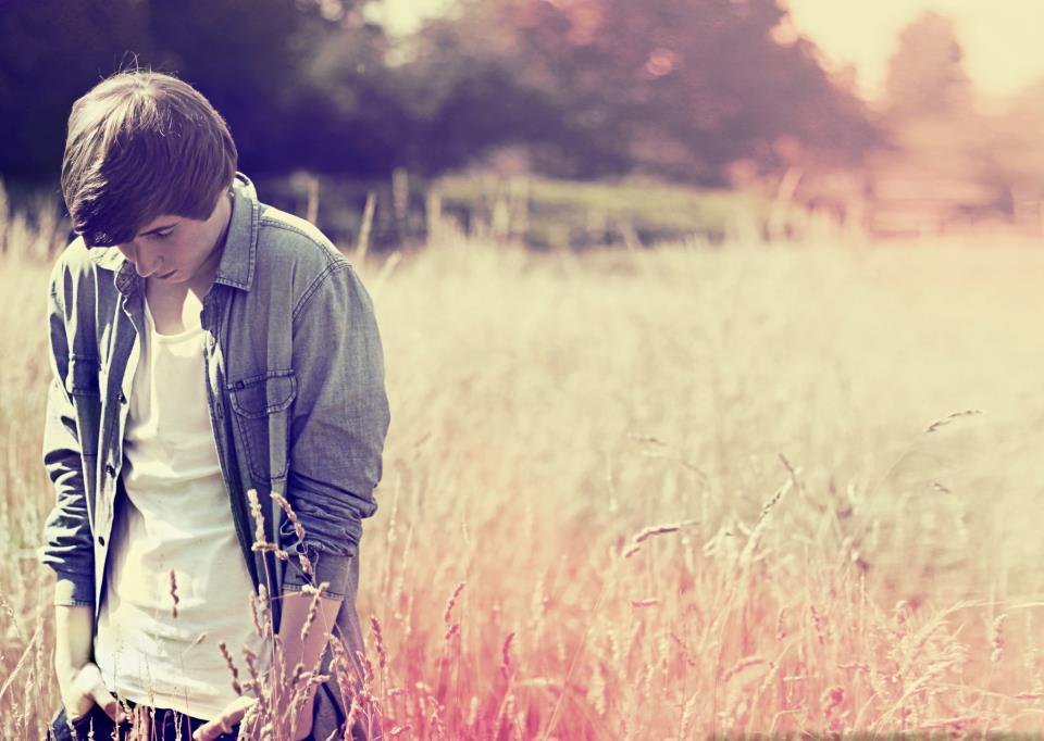 cute shayaria dil ki shayaria sad boy shayari with wallpaper of