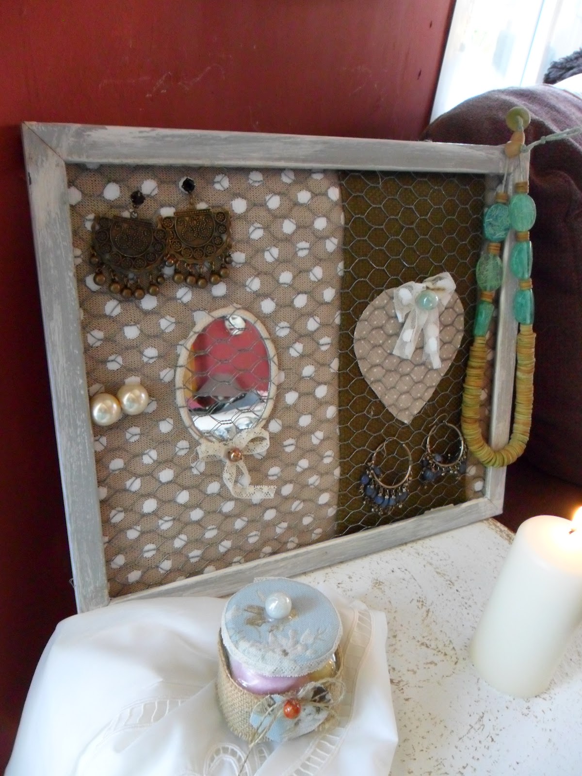 aserrín-aserrán: Expositores pendientes, collares etc.