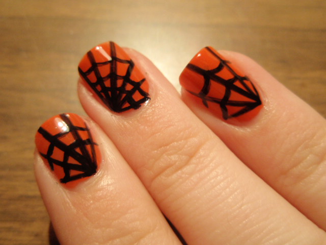 Lin's Lacquer: Halloween Spider Web Nails!