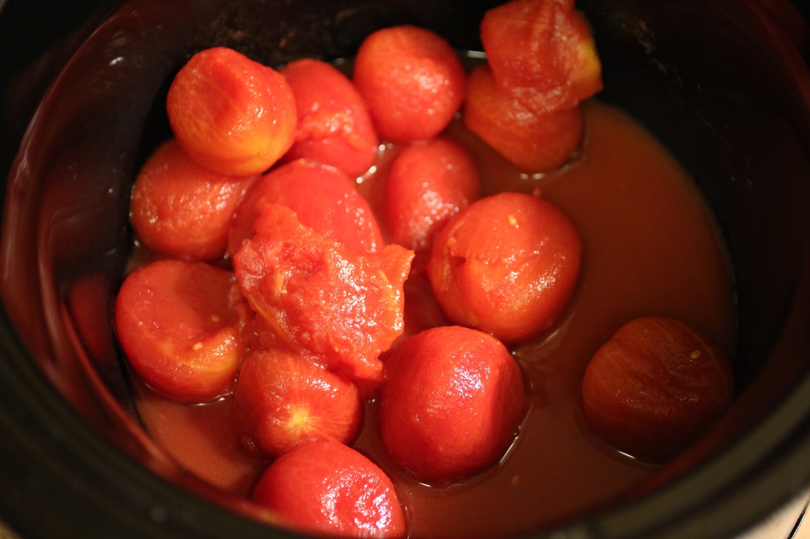 Kitchen Simmer Slow Cooker Beef Ragu and Pasta