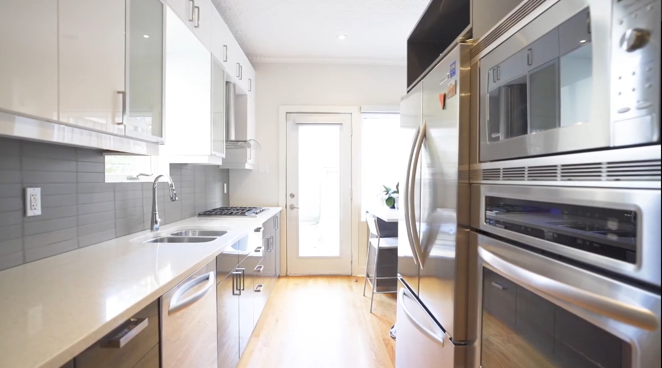 Home Interior Design Tour vs. 281 Brunswick Avenue, Toronto, ON - Sotheby's International Realty Canada