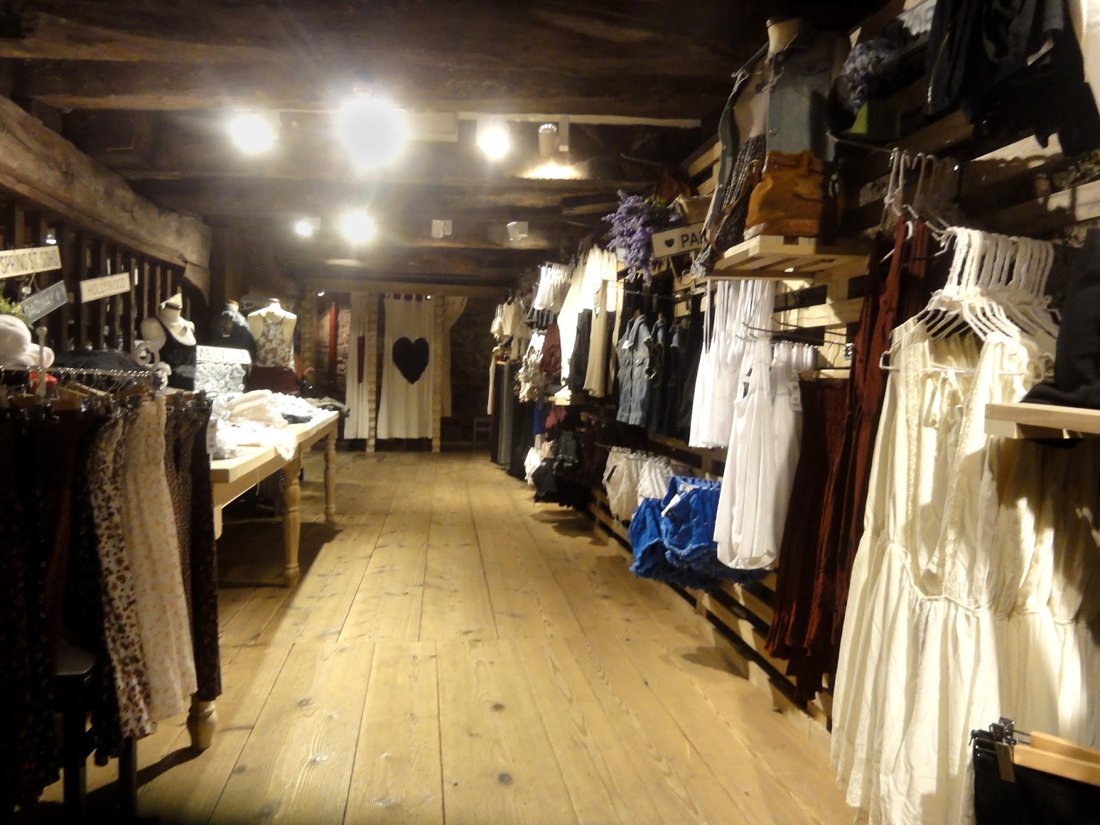 EnMaude Brandy & Melville in Basel