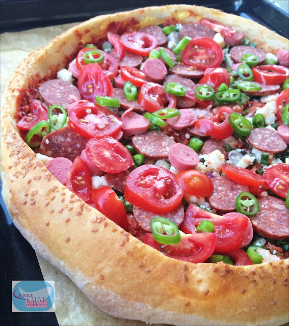 pratik pide pizza tarifi, pideden pizza yapımı, pide ile pizza yapımı