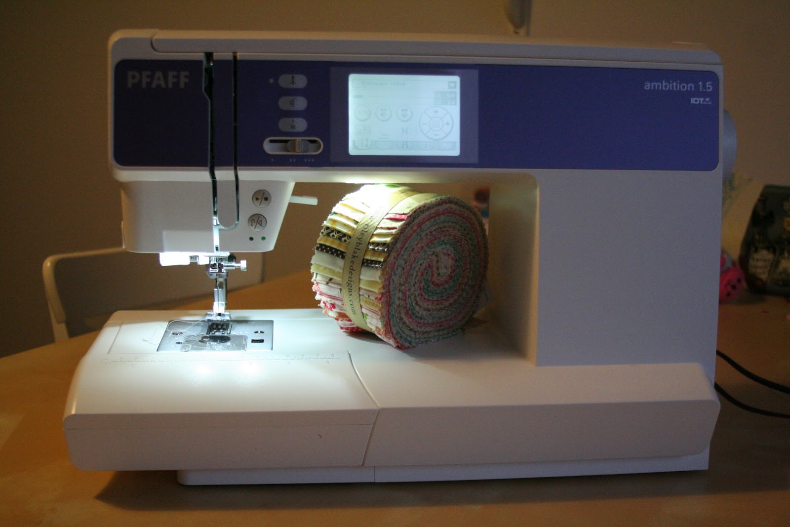 England Street Quilts Pfaff Ambition 1.5