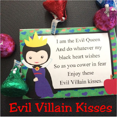 Celebrate Halloween with the Evil Queen and some other vicious villains with this Evil Villain printable bag topper.  This is a perfect party favor for your Disney Villain or Descendants party or just as a yummy treat to give to your Trick or Treat kids.