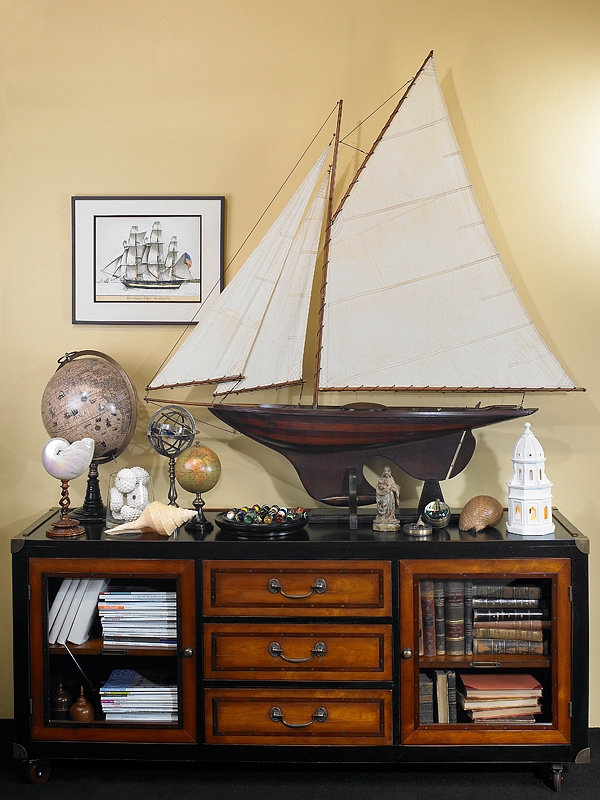 Combining Some of the Nautical Decor Elements and Ship Models