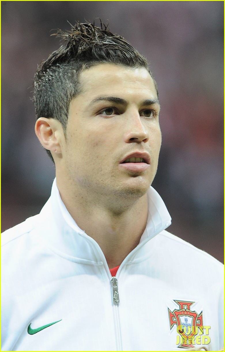 sports-stars-cristiano-ronaldo-profile-pictures-and-wallpapers