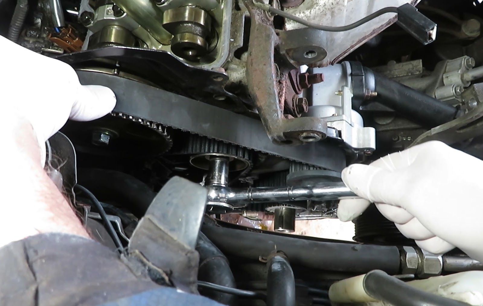 The Original Mechanic: How to Replace the Timing Belt 1997-2001 Toyota